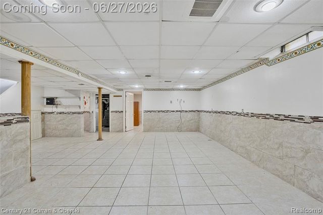 6042 Highview Street, Dearborn Heights, MI 48127