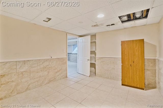 6042 Highview Street, Dearborn Heights, MI 48127