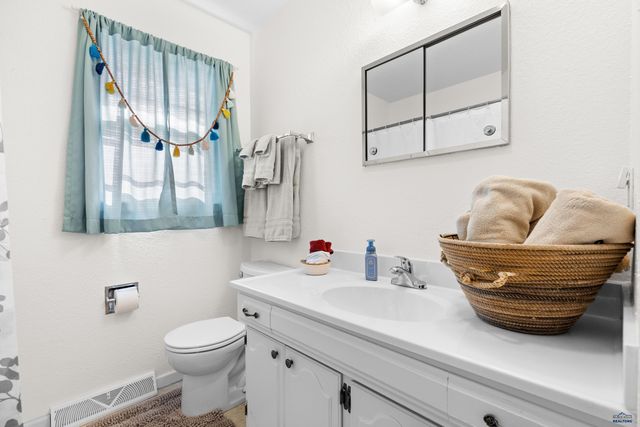 101 E WYOMING, Rapid City, SD 57701