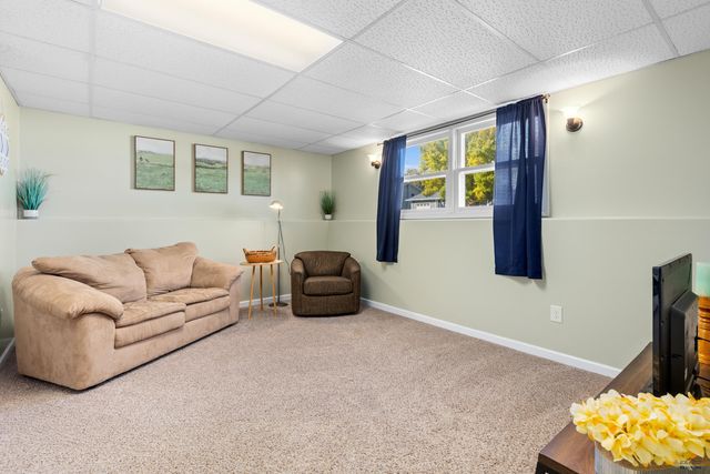 101 E WYOMING, Rapid City, SD 57701