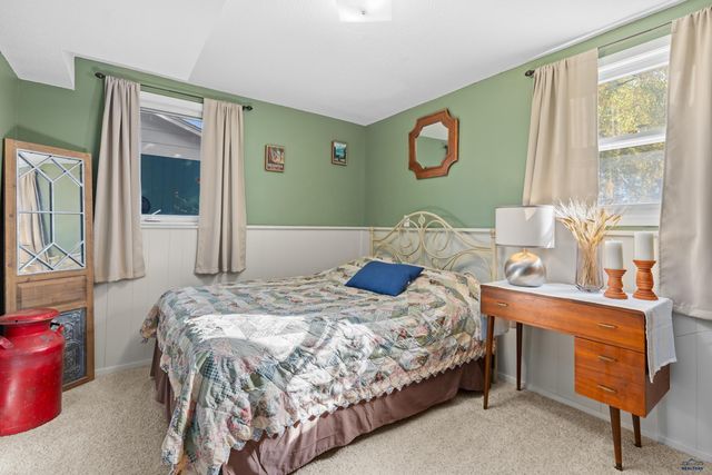 101 E WYOMING, Rapid City, SD 57701