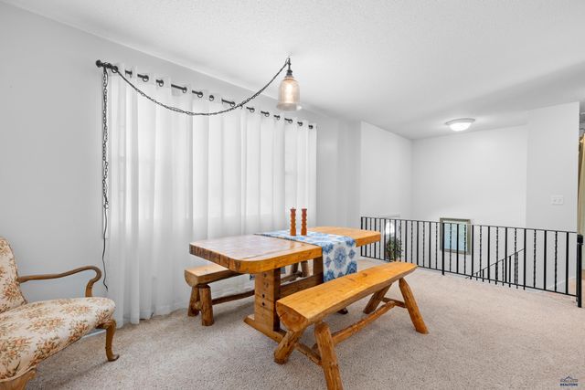 101 E WYOMING, Rapid City, SD 57701