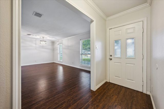1919 Spillers Lane, Houston, TX 77043