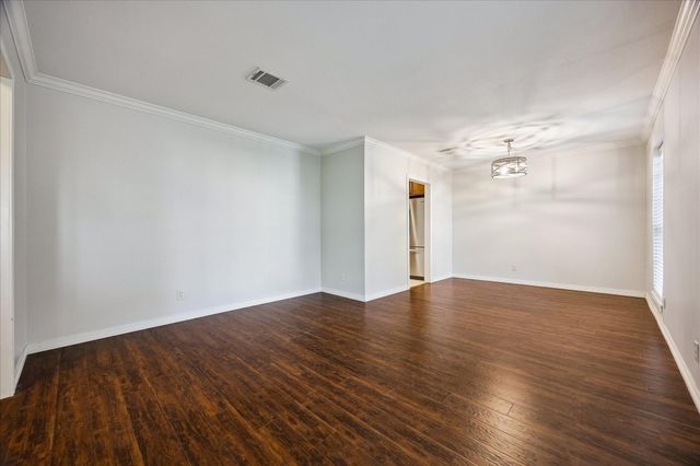 1919 Spillers Lane, Houston, TX 77043