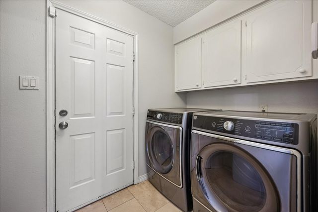 1919 Spillers Lane, Houston, TX 77043