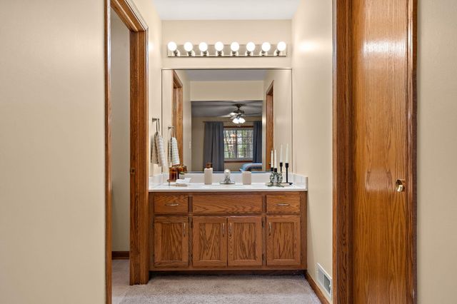 1242 Griffin Lake Avenue, Chesterton, IN 46304