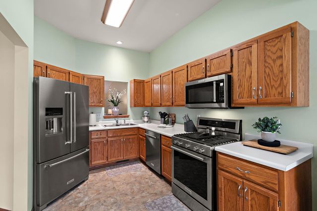 1242 Griffin Lake Avenue, Chesterton, IN 46304