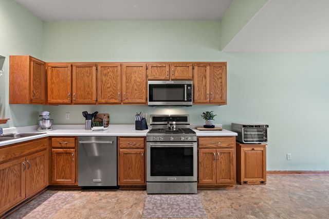 1242 Griffin Lake Avenue, Chesterton, IN 46304