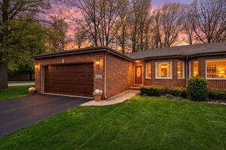 1242 Griffin Lake Avenue, Chesterton, IN 46304