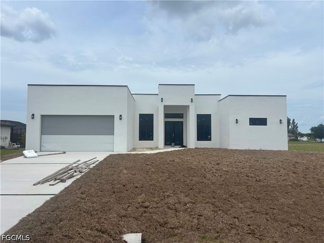 1038 NW 37th AVE, Cape Coral, FL 33993