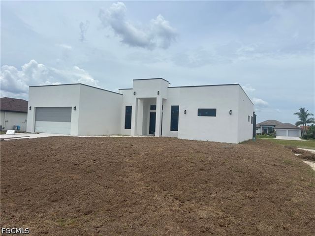 1038 NW 37th AVE, Cape Coral, FL 33993
