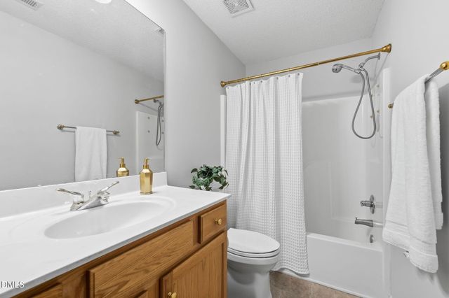 2736 N Keswick Way, Greensboro, NC 27410
