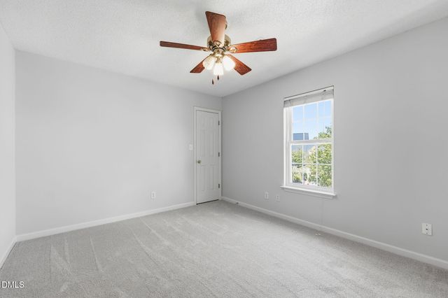 2736 N Keswick Way, Greensboro, NC 27410