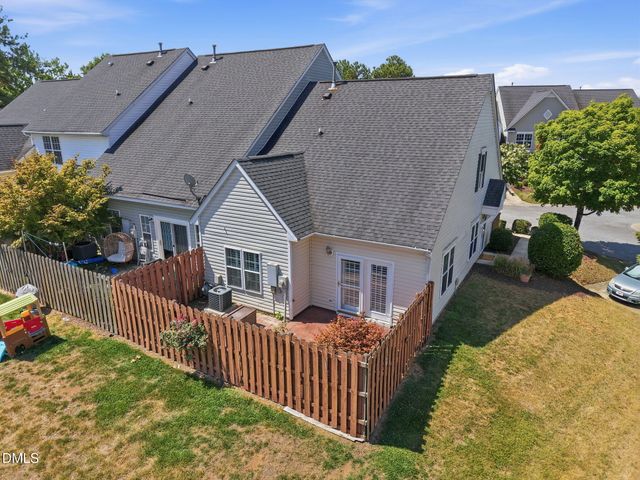2736 N Keswick Way, Greensboro, NC 27410
