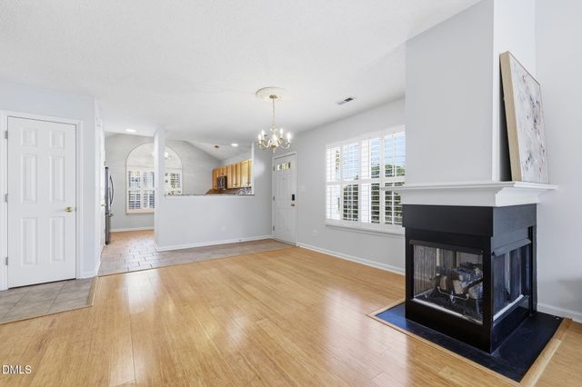 2736 N Keswick Way, Greensboro, NC 27410
