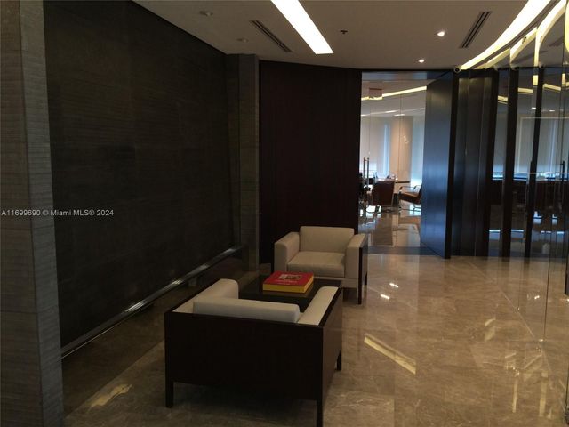 20900 NE 30th Ave 406-415, Aventura, FL 33180