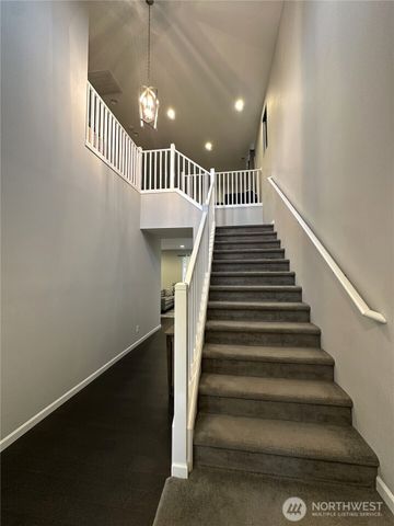 19019 123rd Place SE, Renton, WA 98058