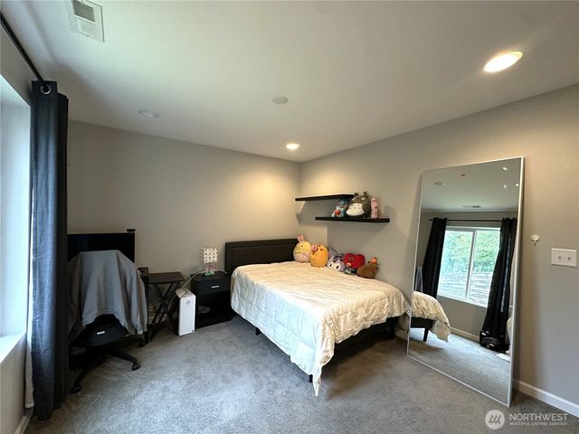 19019 123rd Place SE, Renton, WA 98058