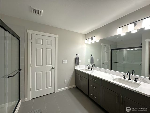 19019 123rd Place SE, Renton, WA 98058