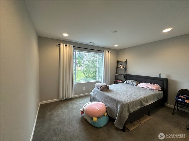 19019 123rd Place SE, Renton, WA 98058