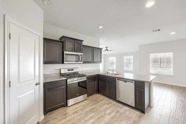 8053 Muddy Creek Drive, Fort Worth, TX 76131