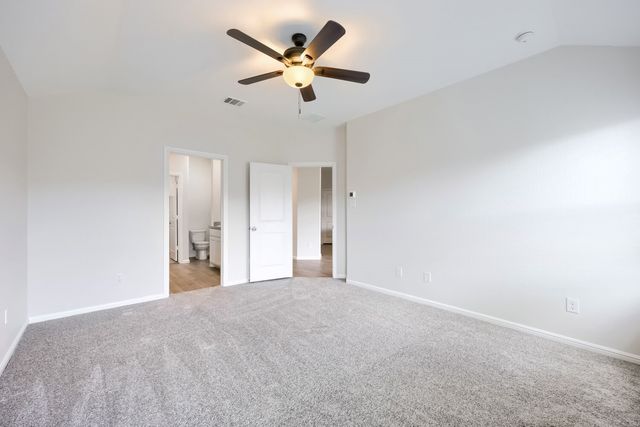 8053 Muddy Creek Drive, Fort Worth, TX 76131