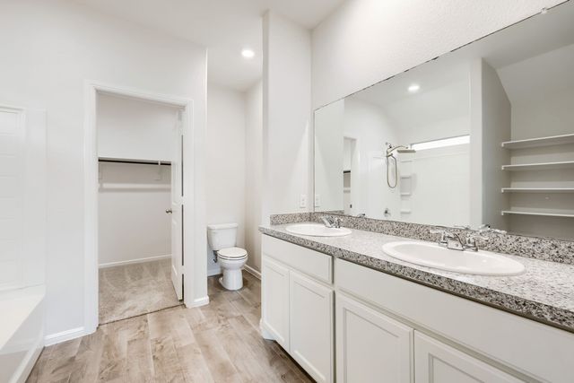 8053 Muddy Creek Drive, Fort Worth, TX 76131