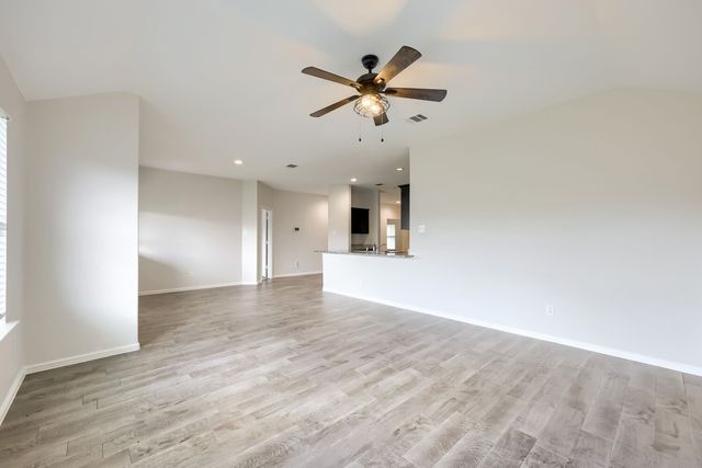 8053 Muddy Creek Drive, Fort Worth, TX 76131