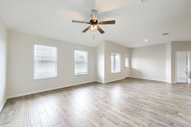 8053 Muddy Creek Drive, Fort Worth, TX 76131