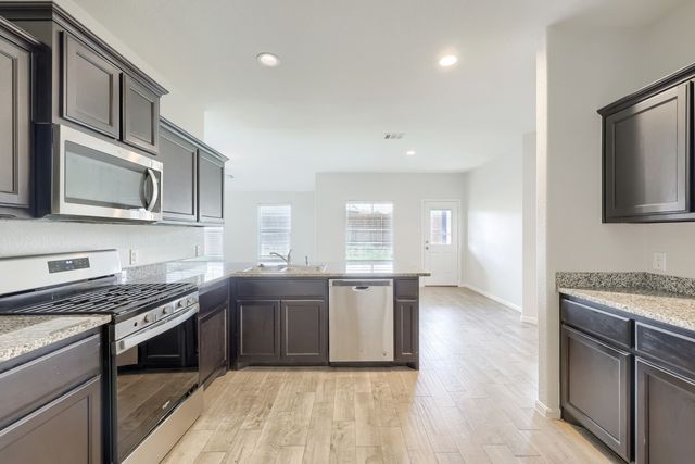 8053 Muddy Creek Drive, Fort Worth, TX 76131