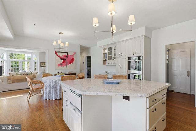 608 CREEK LN, Flourtown, PA 19031