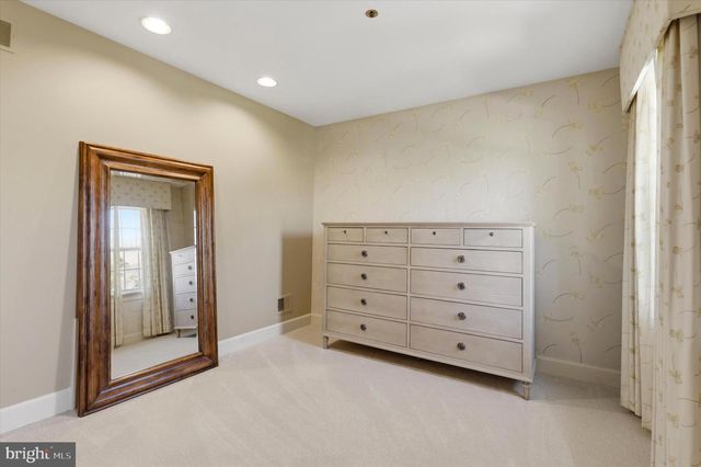 608 CREEK LN, Flourtown, PA 19031