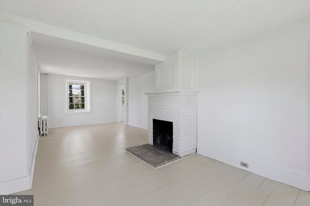 608 CREEK LN, Flourtown, PA 19031