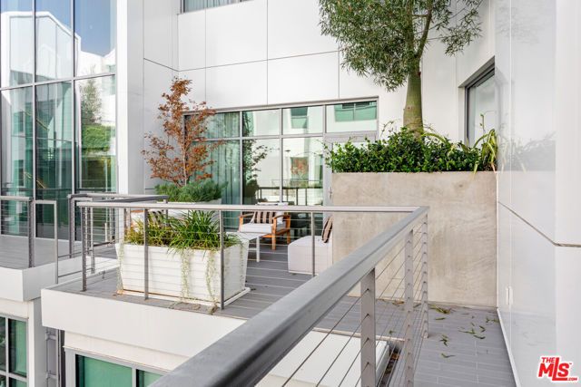 8600 Wilshire Boulevard PH20, Beverly Hills, CA 90211