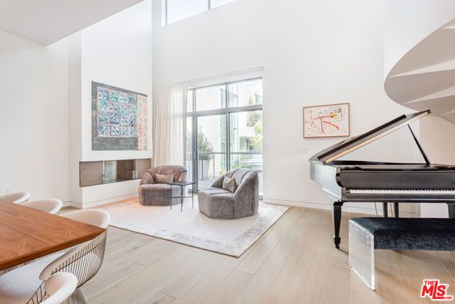 8600 Wilshire Boulevard PH20, Beverly Hills, CA 90211