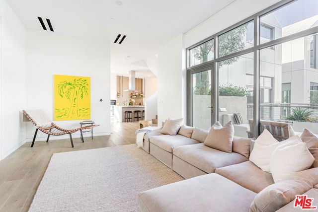 8600 Wilshire Boulevard PH20, Beverly Hills, CA 90211