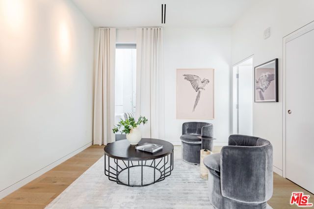 8600 Wilshire Boulevard PH20, Beverly Hills, CA 90211