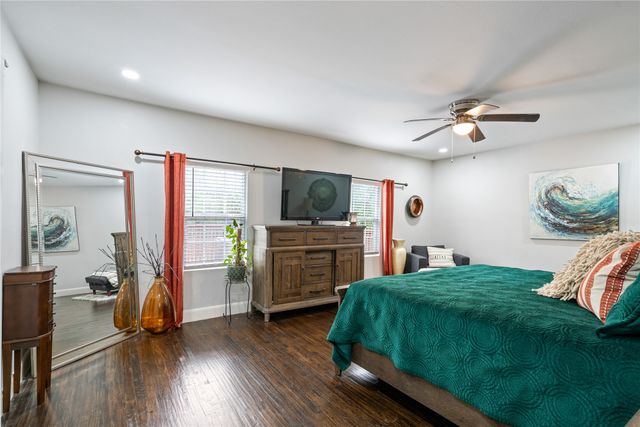 912 S Rosemont Avenue, Dallas, TX 75208