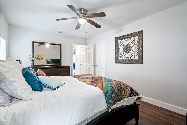 912 S Rosemont Avenue, Dallas, TX 75208