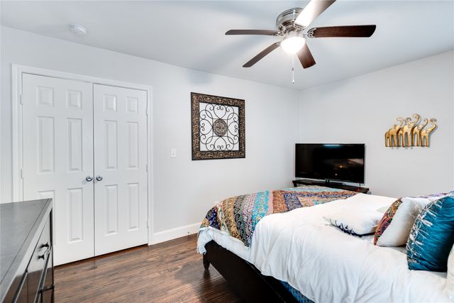 912 S Rosemont Avenue, Dallas, TX 75208