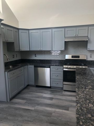 27 Elm St 2, Peabody, MA 01960