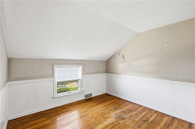 500 Westminister Road, Blue Springs, MO 64014