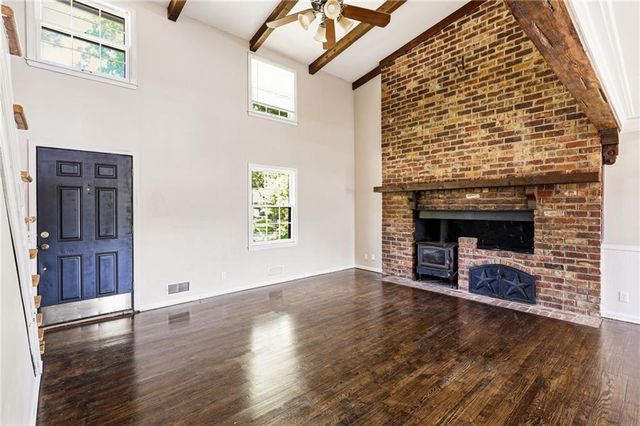500 Westminister Road, Blue Springs, MO 64014