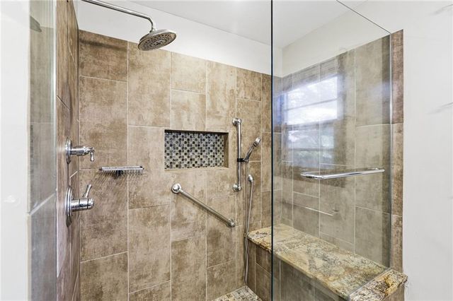 500 Westminister Road, Blue Springs, MO 64014
