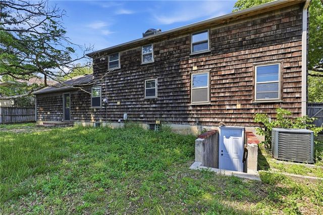 500 Westminister Road, Blue Springs, MO 64014