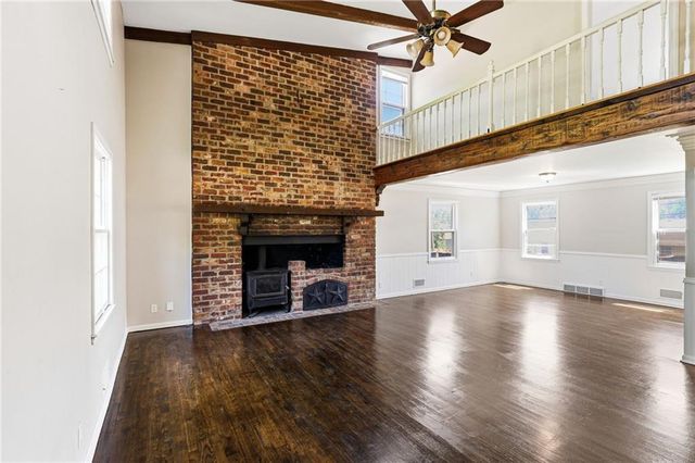 500 Westminister Road, Blue Springs, MO 64014