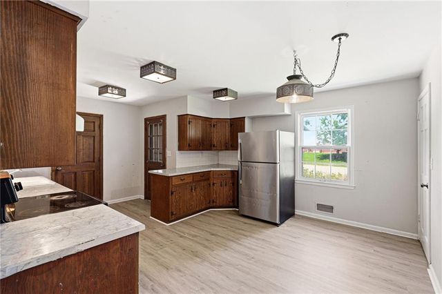 500 Westminister Road, Blue Springs, MO 64014