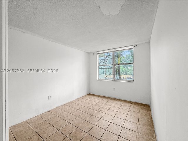 1800 Sans Souci Blvd 239, North Miami, FL 33181