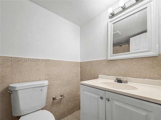 1800 Sans Souci Blvd 239, North Miami, FL 33181
