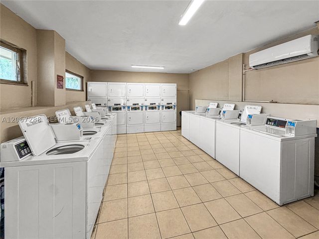 1800 Sans Souci Blvd 239, North Miami, FL 33181